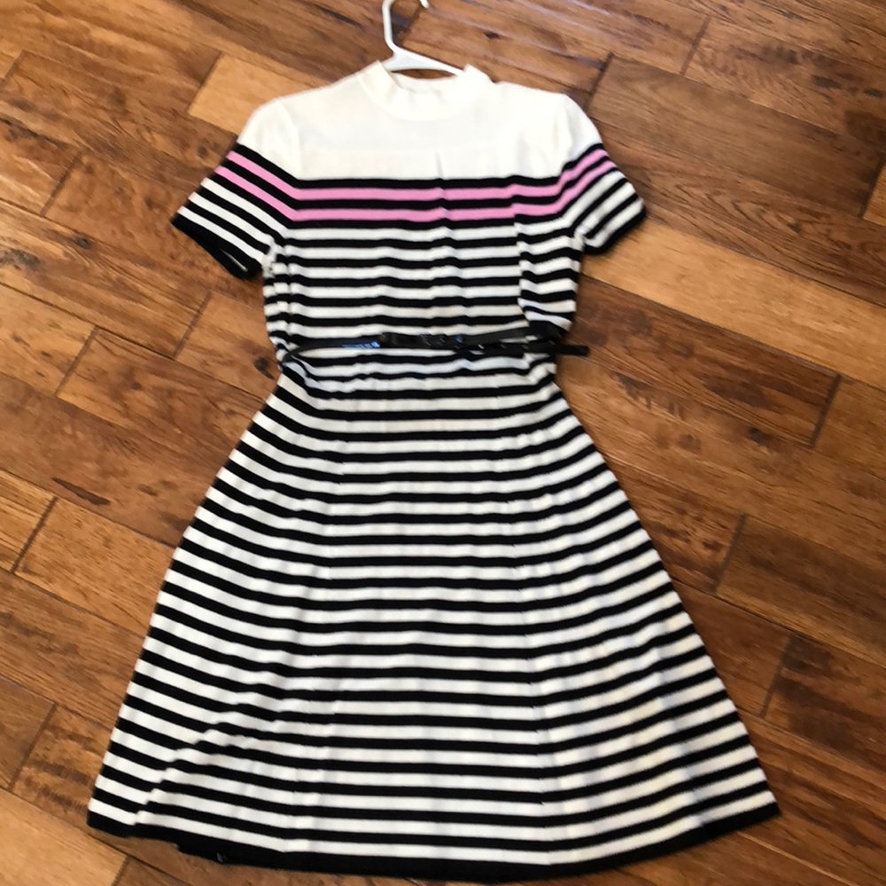 Elle dress size small